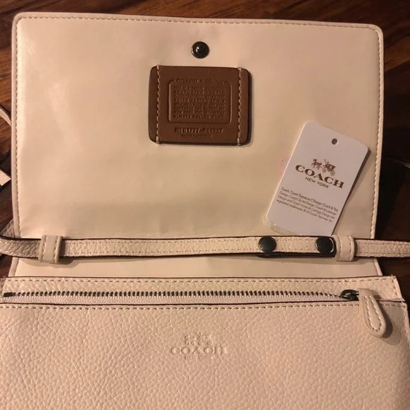 Coach Love Foldover Clutch - Picture 4 of 8